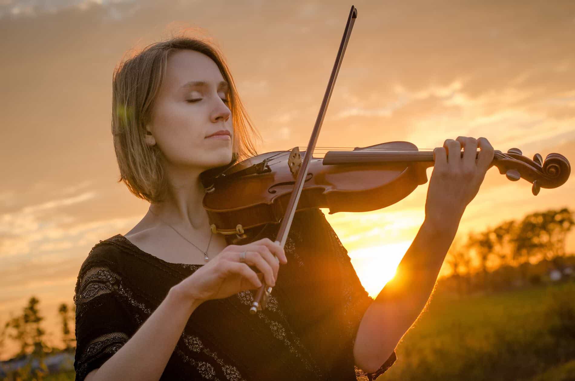 Joanna Johnson – US Scottish Fiddle Champion | Acoustic Café
